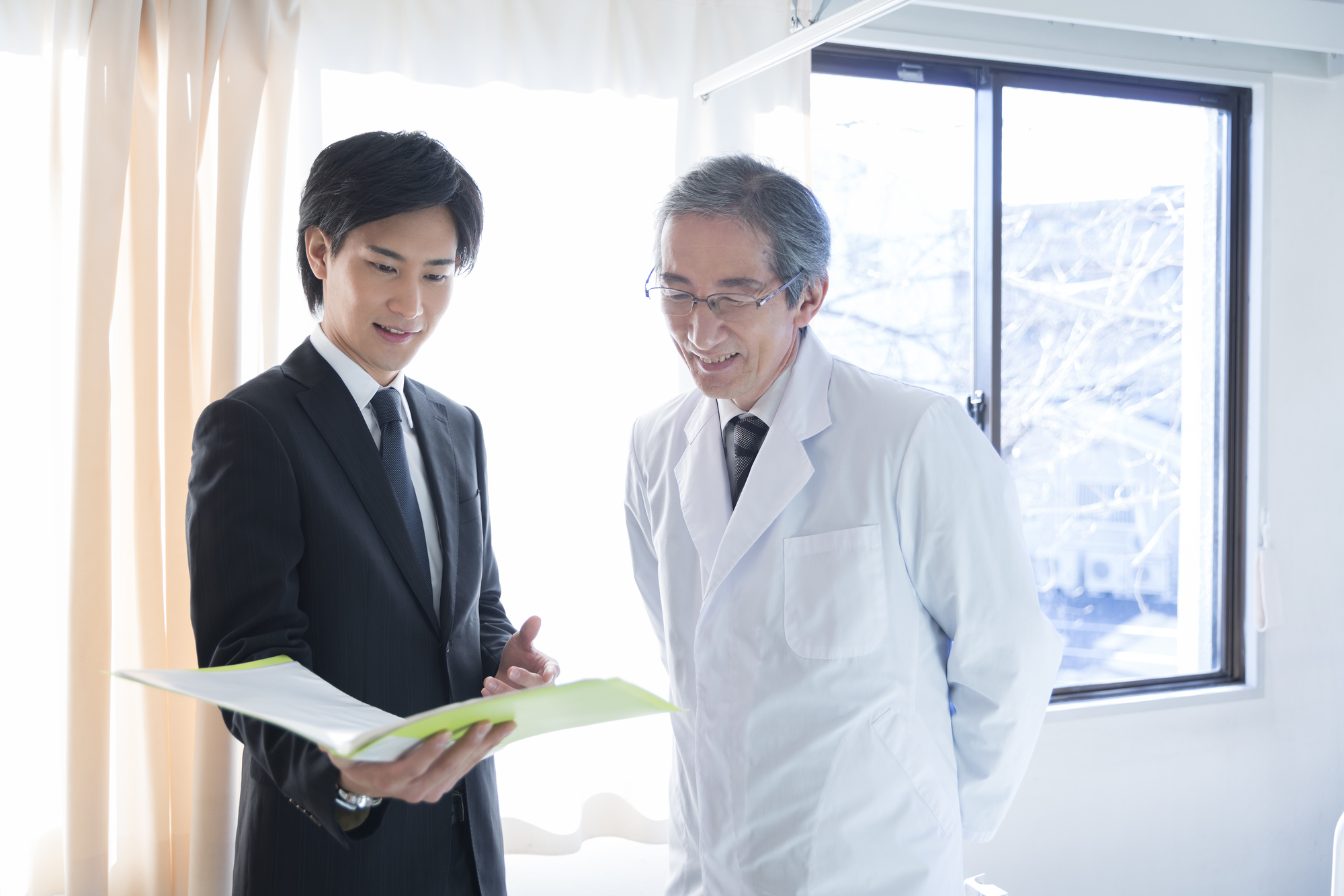 調剤薬局同業の事業承継の様子